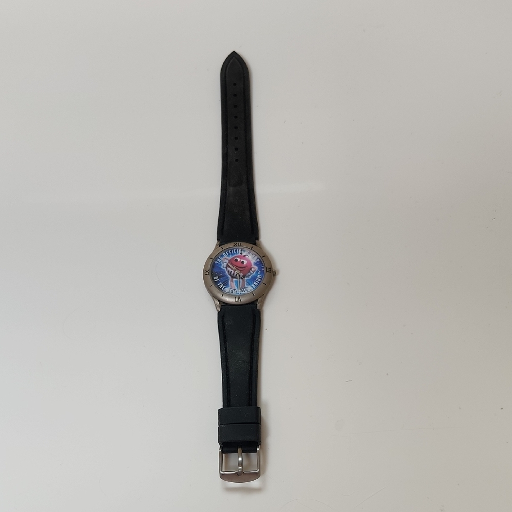 M & M Watch
